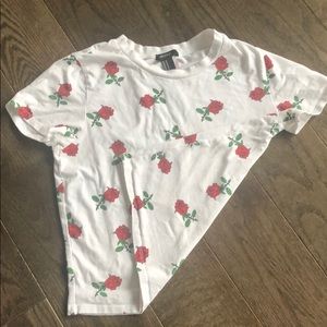 Forever 21 T-shirt with red roses white color